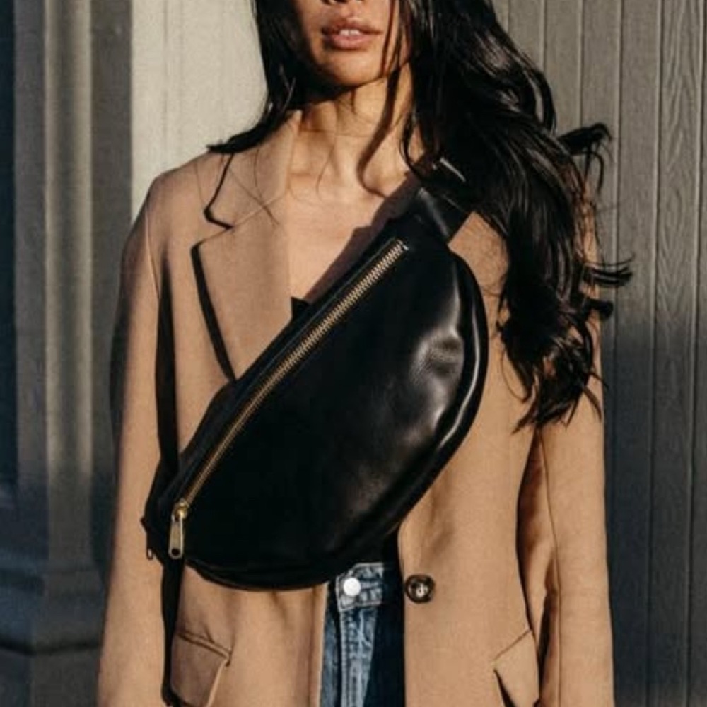 ISO Teddi Joelle black sling ISO